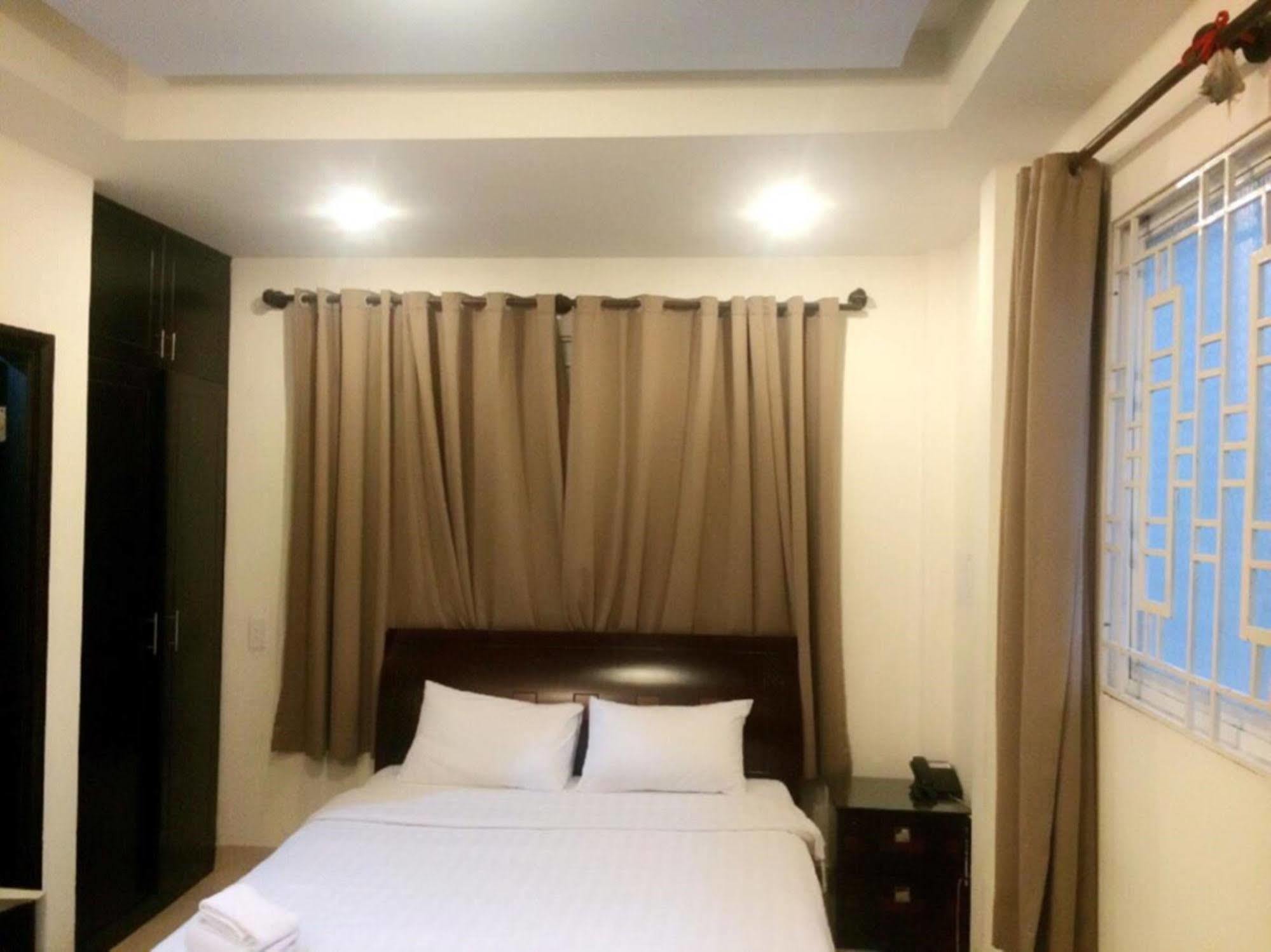 Saigon Zoom Hotel Ho Chi Minh City Exterior photo