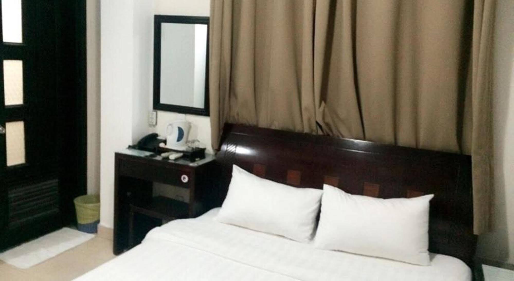 Saigon Zoom Hotel Ho Chi Minh City Exterior photo