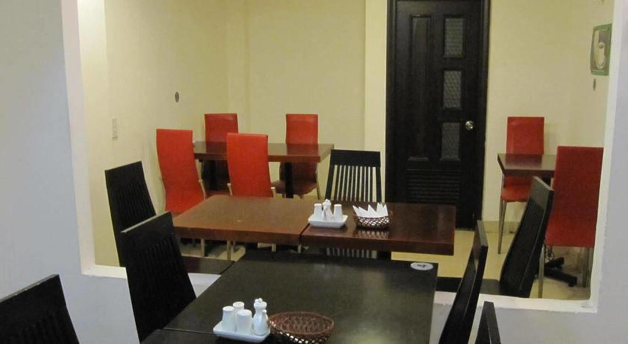 Saigon Zoom Hotel Ho Chi Minh City Exterior photo
